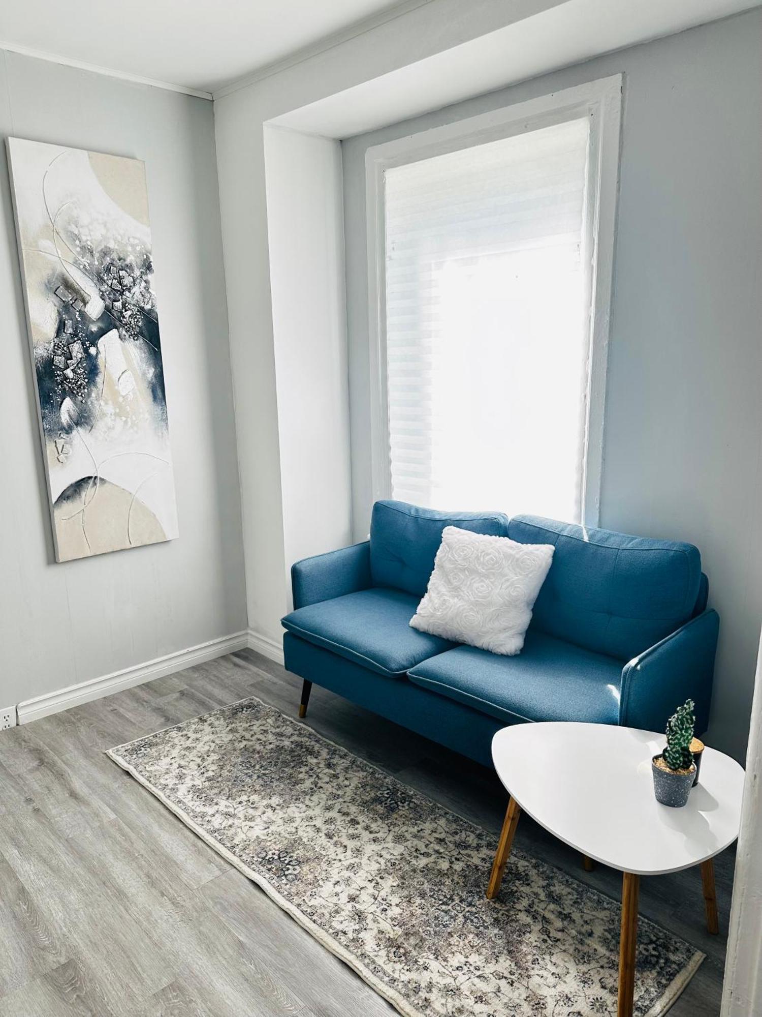 شقة Cozy 2Br House Near Centre With Patio, Bbq, Backyard, And Netflix بيتربورو المظهر الخارجي الصورة