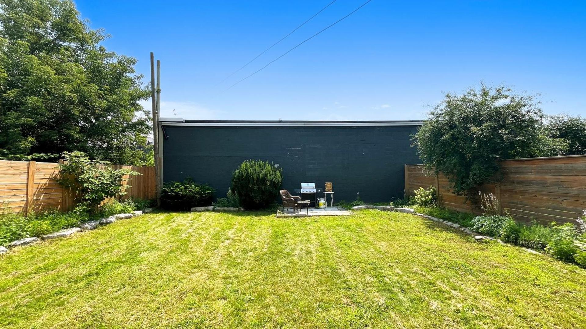 شقة Cozy 2Br House Near Centre With Patio, Bbq, Backyard, And Netflix بيتربورو المظهر الخارجي الصورة